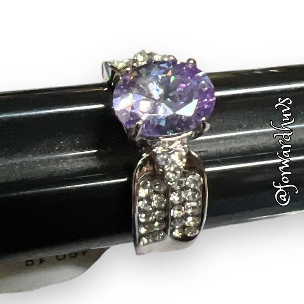 Bundle Sale 3 for $15 | Light Purple Cubic Zirconia Ring | Size 6￼